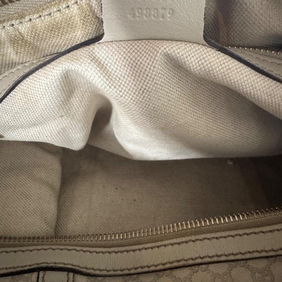 Gucci Microguccissima Leather Boston Bag – Ivory – Authentic w/ Strap & Dust Bag - Picture 9 of 13